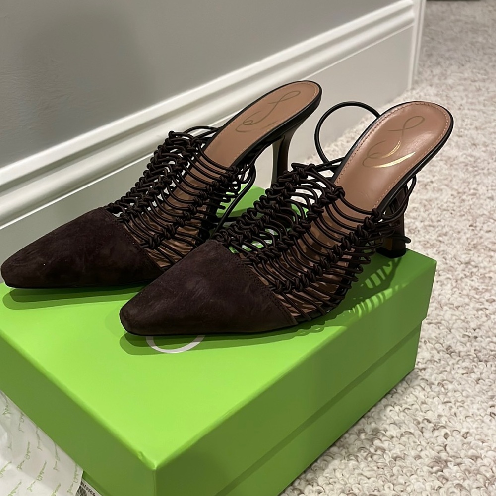 Woven Pointed-Toe Mule Heels in Dark Brown - Women